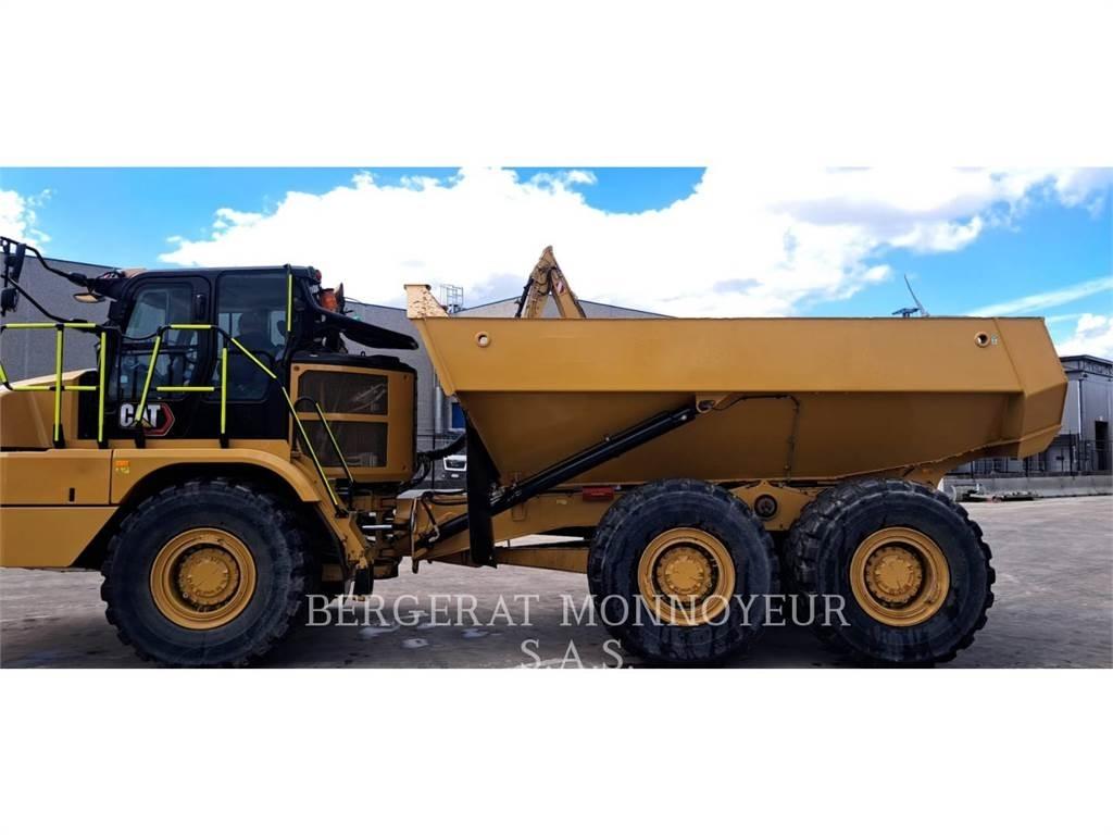 CAT 730 Зчленовані самоскиди