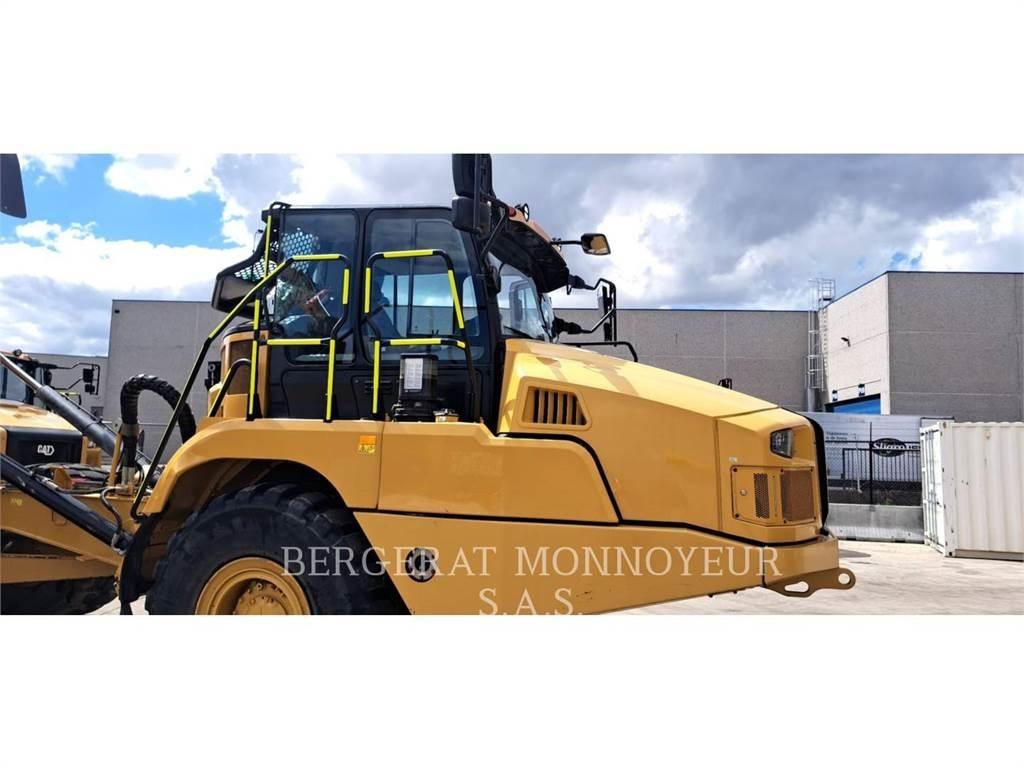 CAT 730 Зчленовані самоскиди