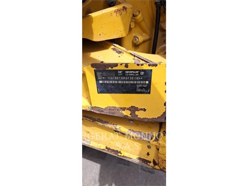 CAT 730 Зчленовані самоскиди
