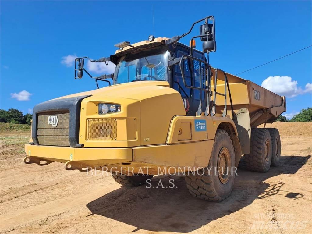 CAT 730 Зчленовані самоскиди
