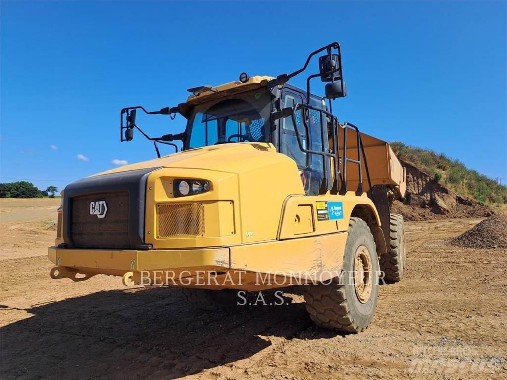 CAT 730 Зчленовані самоскиди
