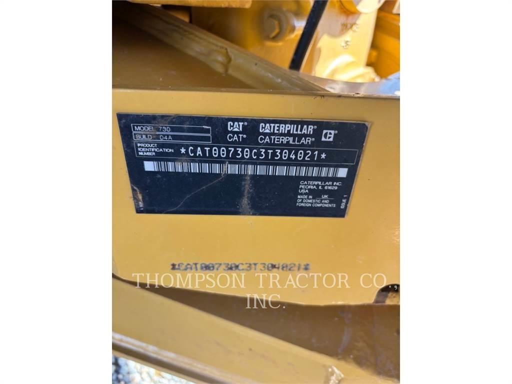 CAT 730 Зчленовані самоскиди
