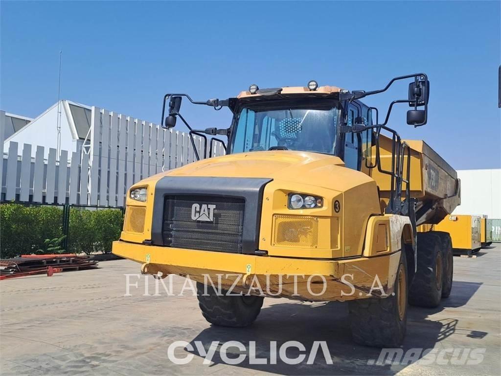 CAT 730 Зчленовані самоскиди