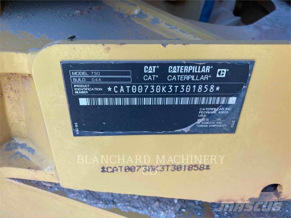 CAT 730 Зчленовані самоскиди