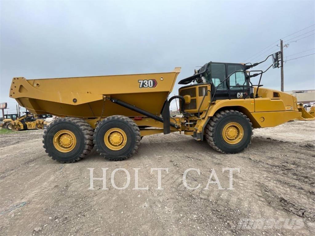 CAT 730 Зчленовані самоскиди