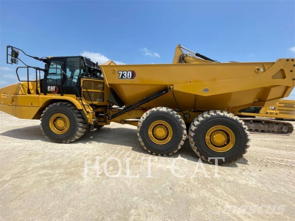 CAT 730 Зчленовані самоскиди