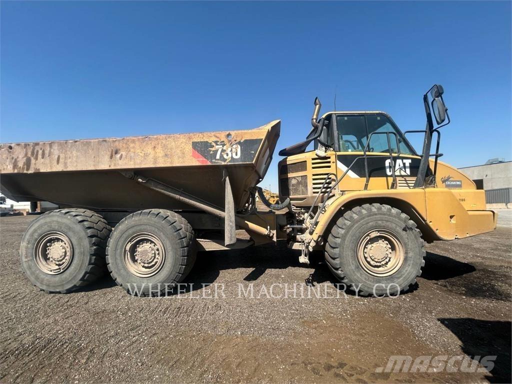 CAT 730 Зчленовані самоскиди