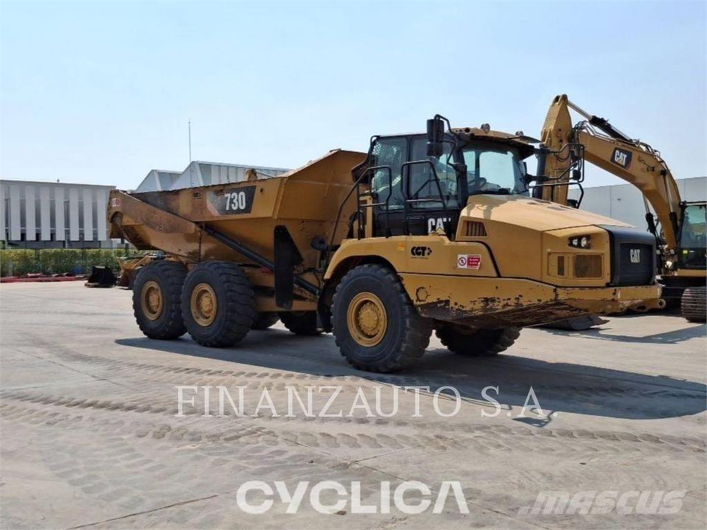 CAT 730 Зчленовані самоскиди