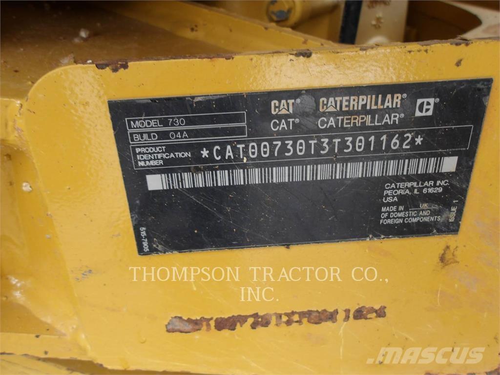 CAT 730 Зчленовані самоскиди