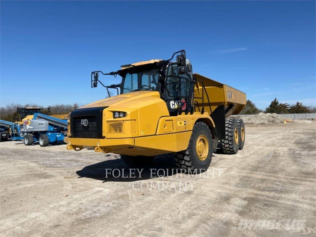 CAT 730-04 Зчленовані самоскиди
