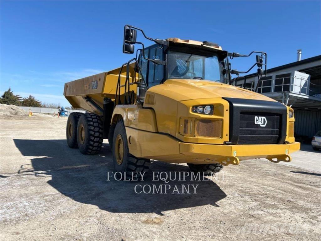 CAT 730-04 Зчленовані самоскиди