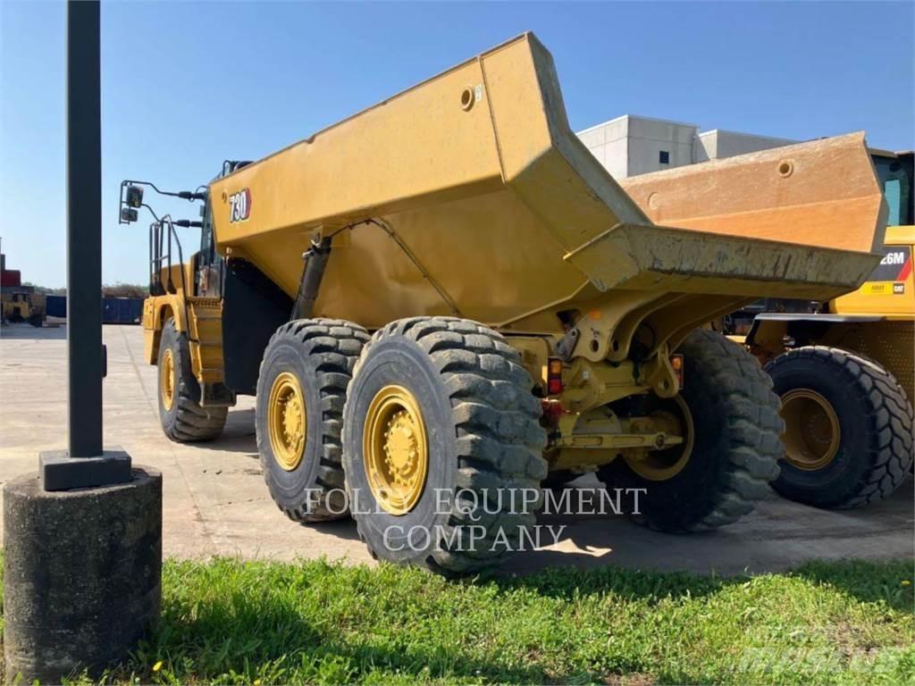 CAT 730-04 Зчленовані самоскиди