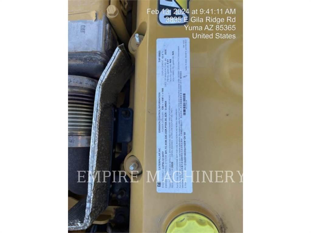 CAT 730-04 Зчленовані самоскиди