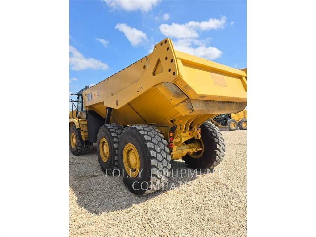 CAT 730-04 Зчленовані самоскиди