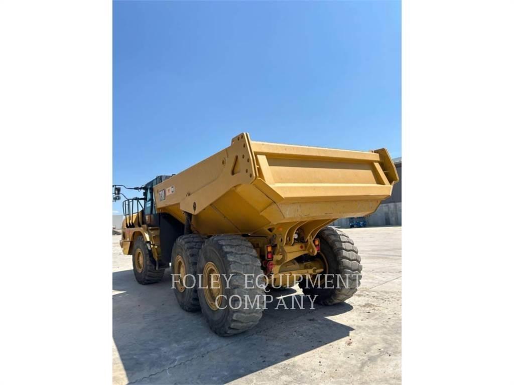 CAT 730-04 Зчленовані самоскиди