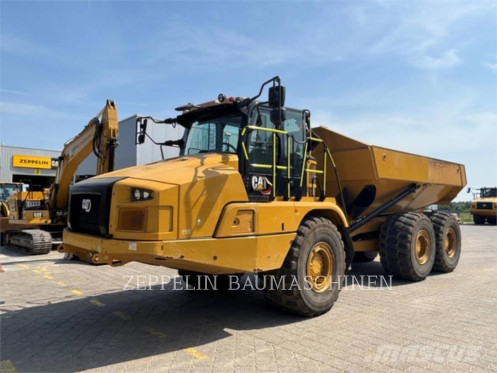CAT 730-04A Зчленовані самоскиди