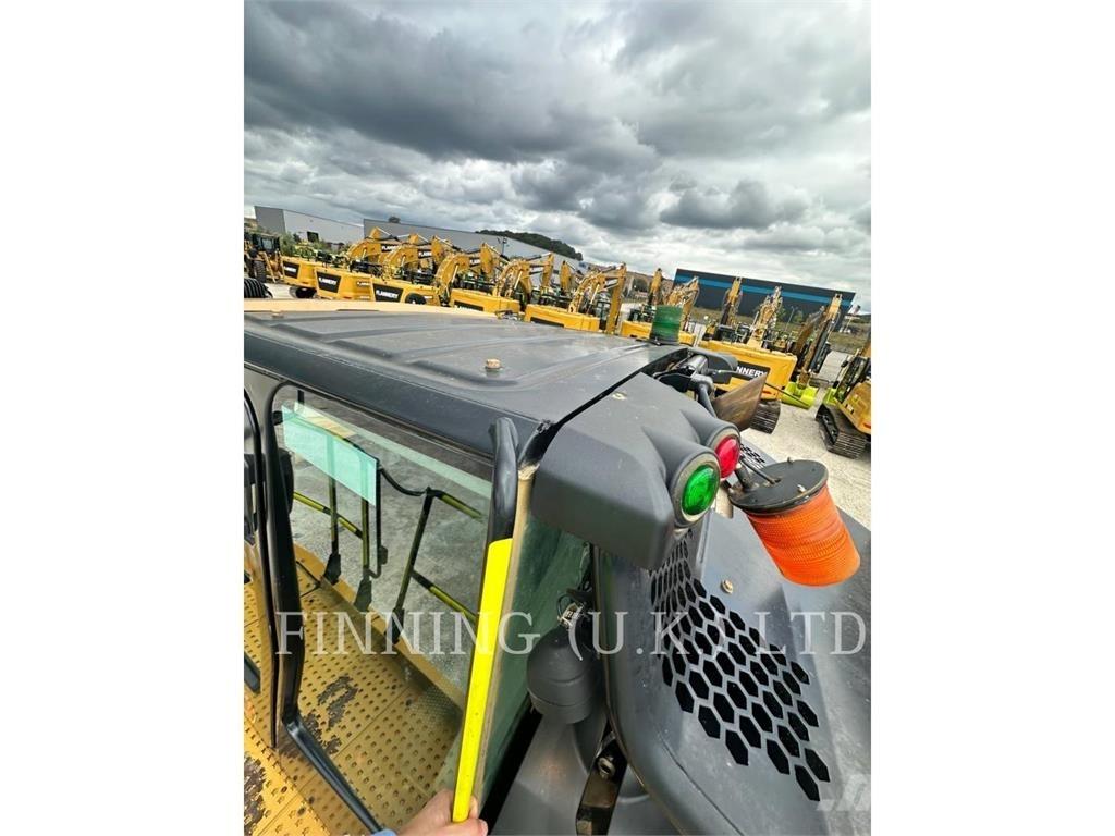 CAT 730-04A Зчленовані самоскиди