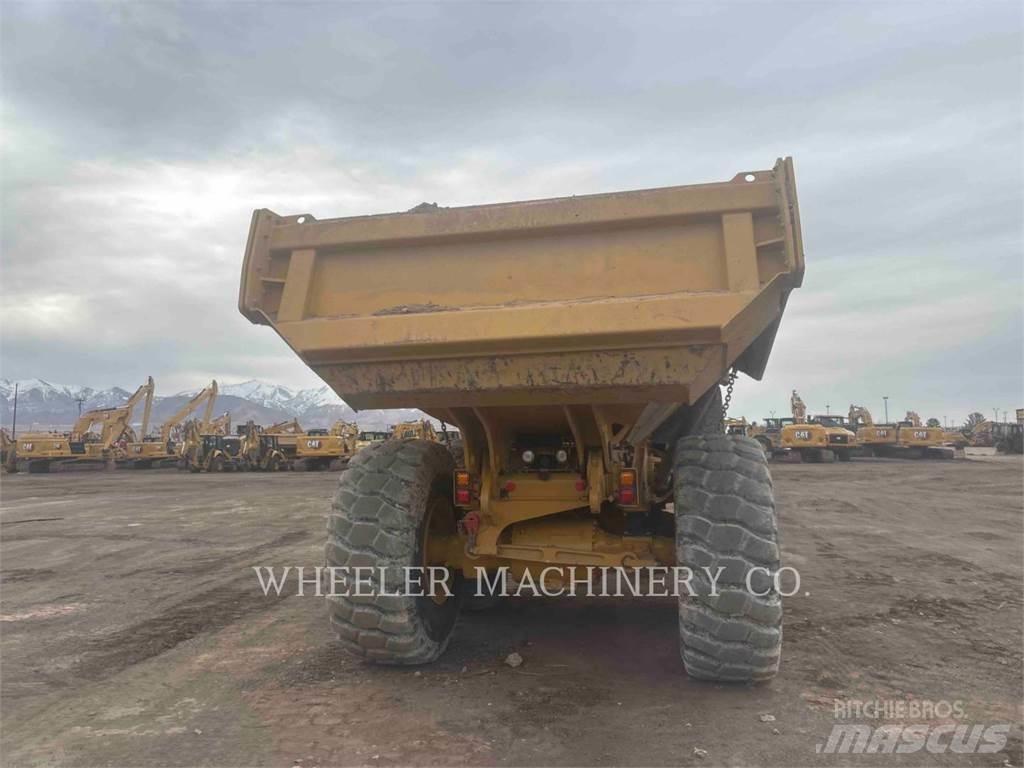 CAT 730 TG Зчленовані самоскиди