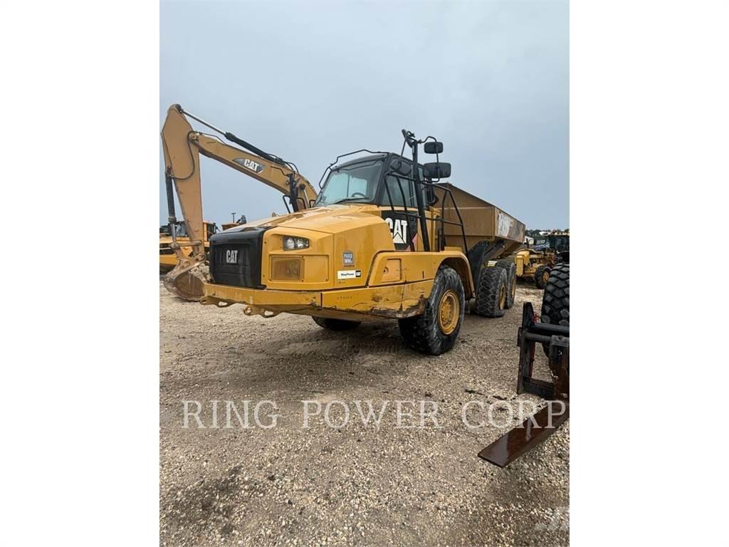 CAT 730C Зчленовані самоскиди