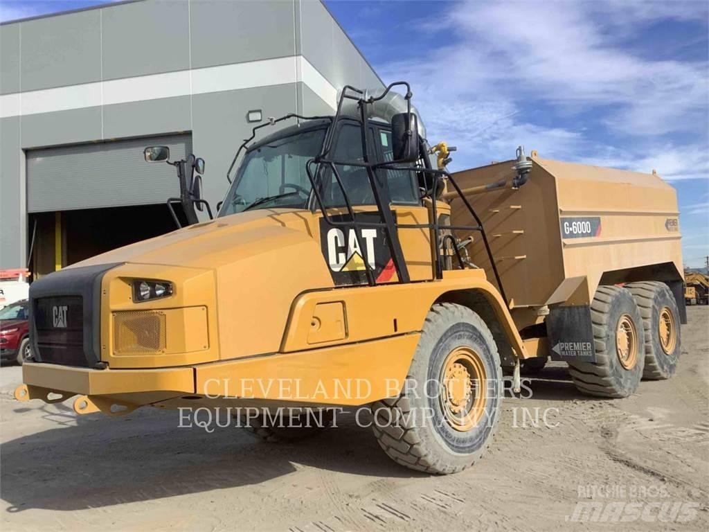 CAT 730C WW Поливальні машини