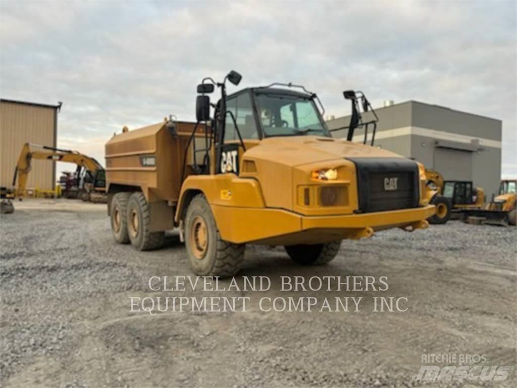 CAT 730C WW Поливальні машини