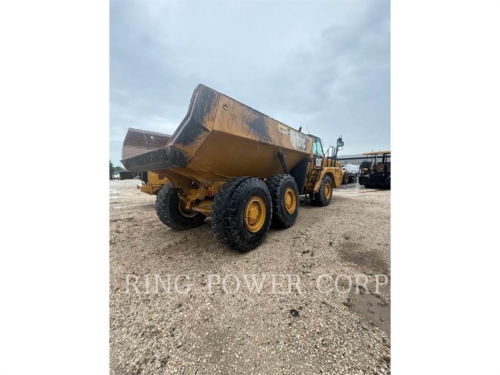 CAT 730CTG Зчленовані самоскиди