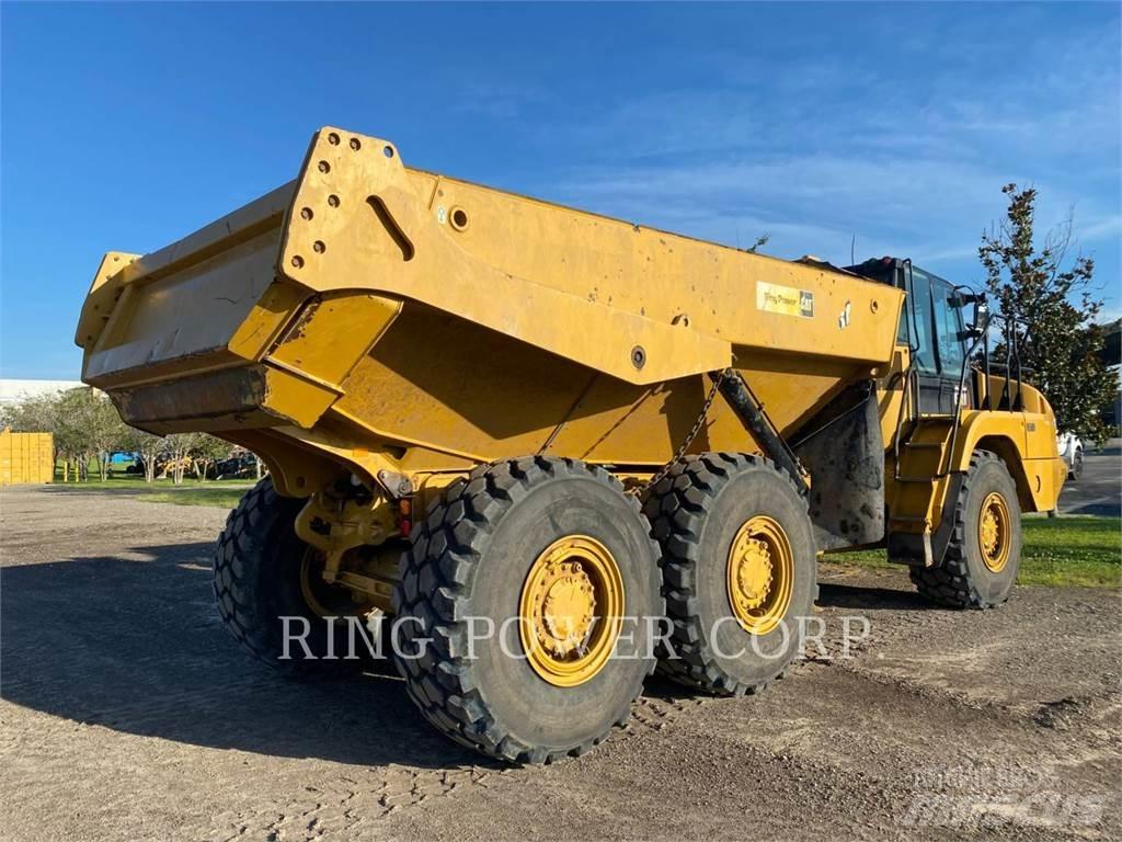 CAT 730TG Зчленовані самоскиди