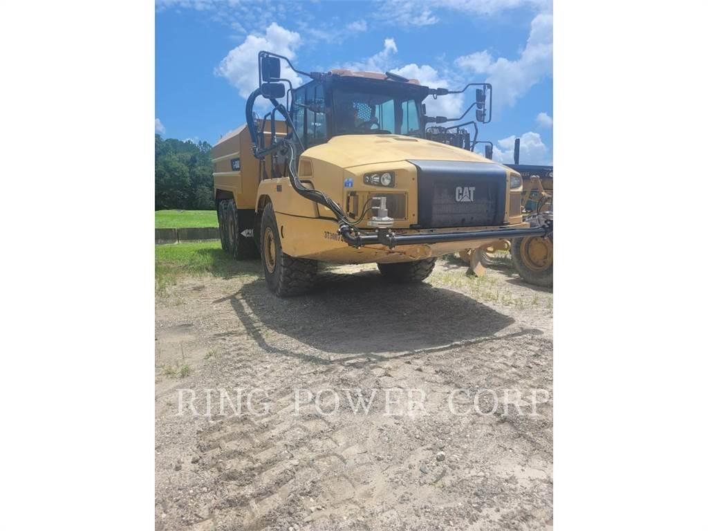 CAT 730WW Вантажівки-цистерни