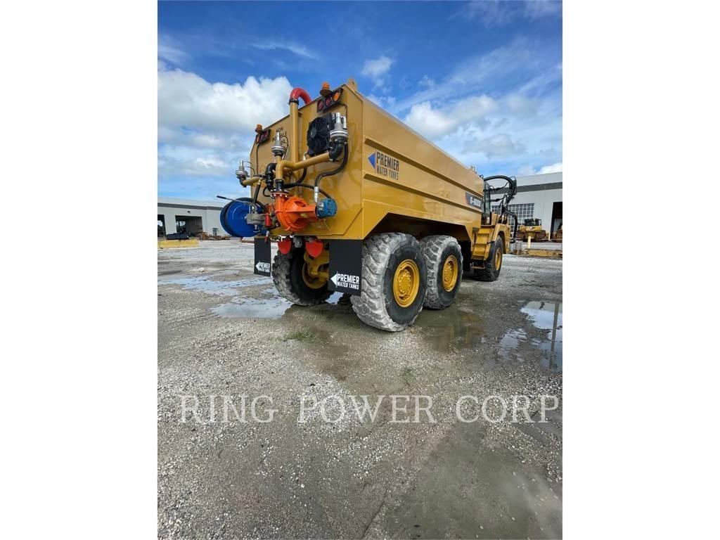 CAT 730WW Вантажівки-цистерни