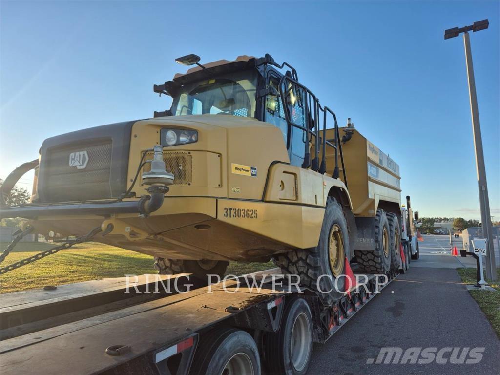 CAT 730WW Вантажівки-цистерни