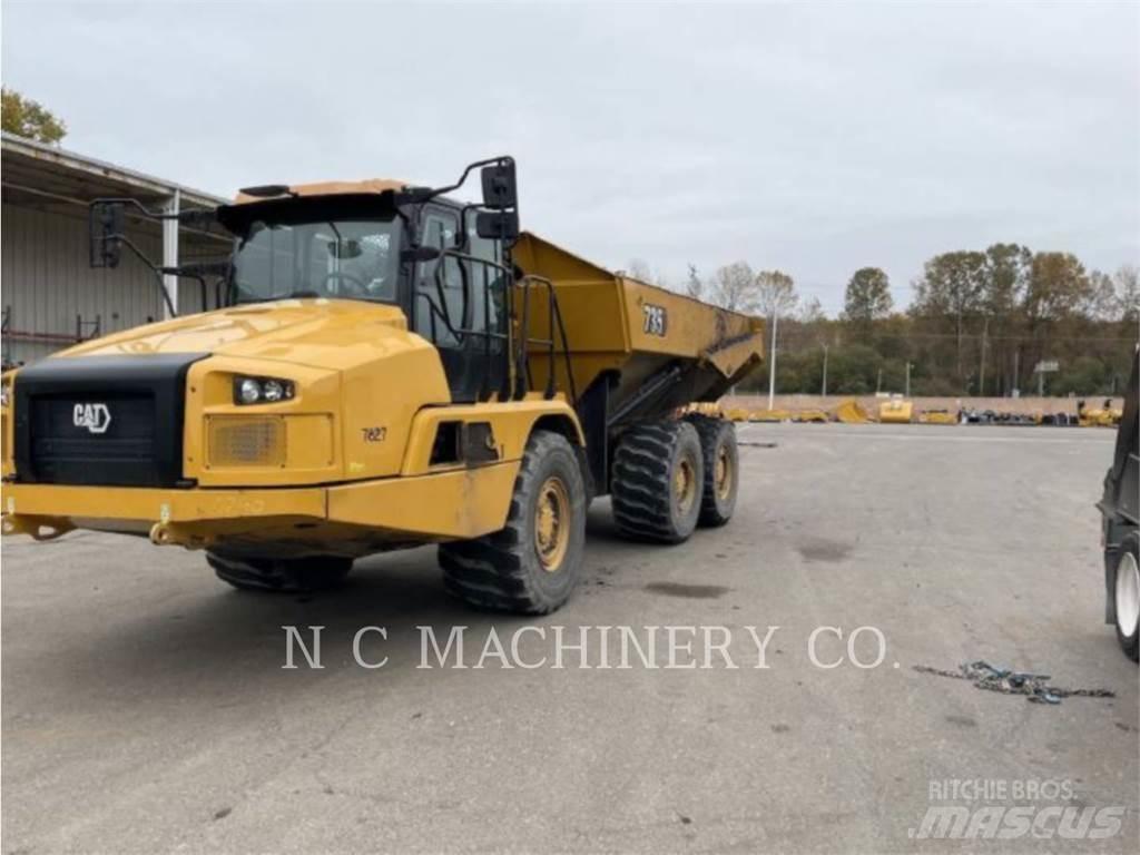 CAT 735 Зчленовані самоскиди
