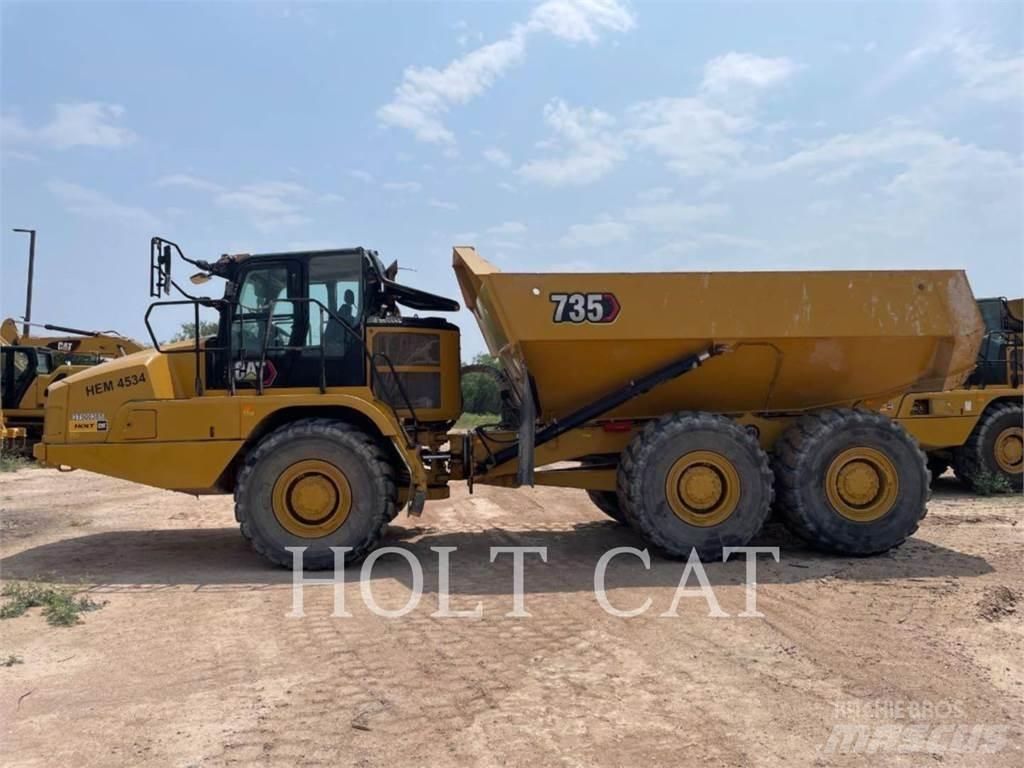 CAT 735 Зчленовані самоскиди