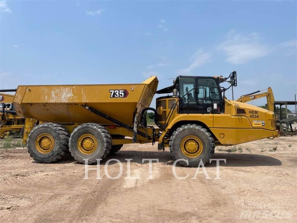 CAT 735 Зчленовані самоскиди
