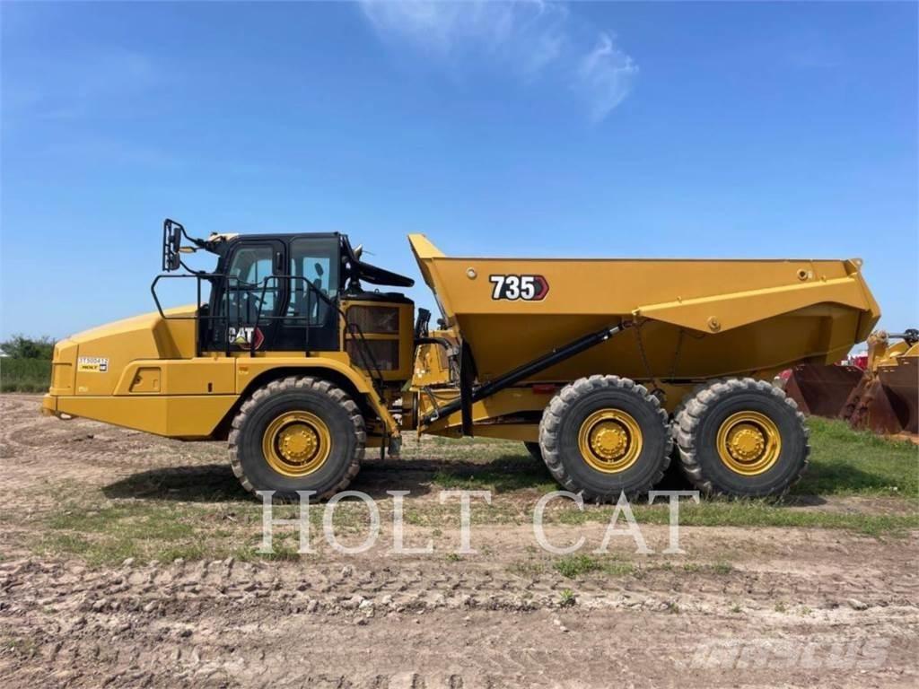 CAT 735 Зчленовані самоскиди