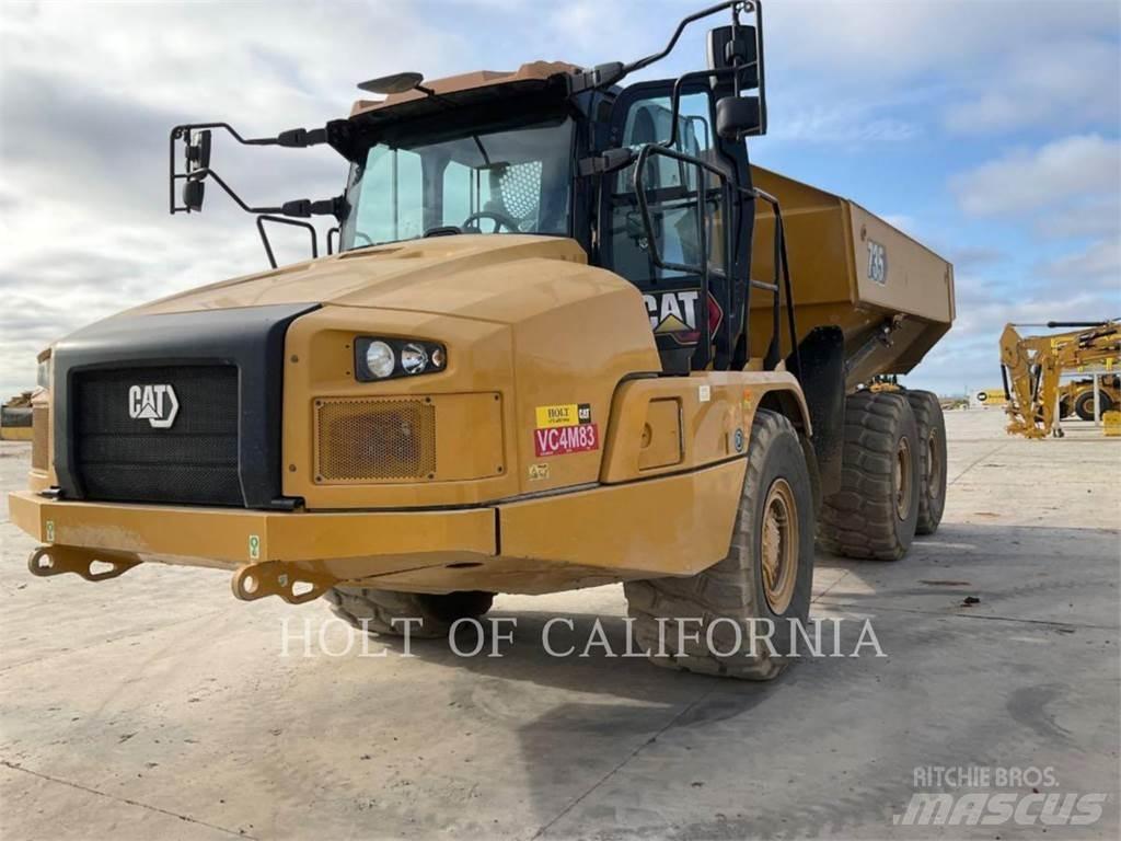 CAT 735 Зчленовані самоскиди