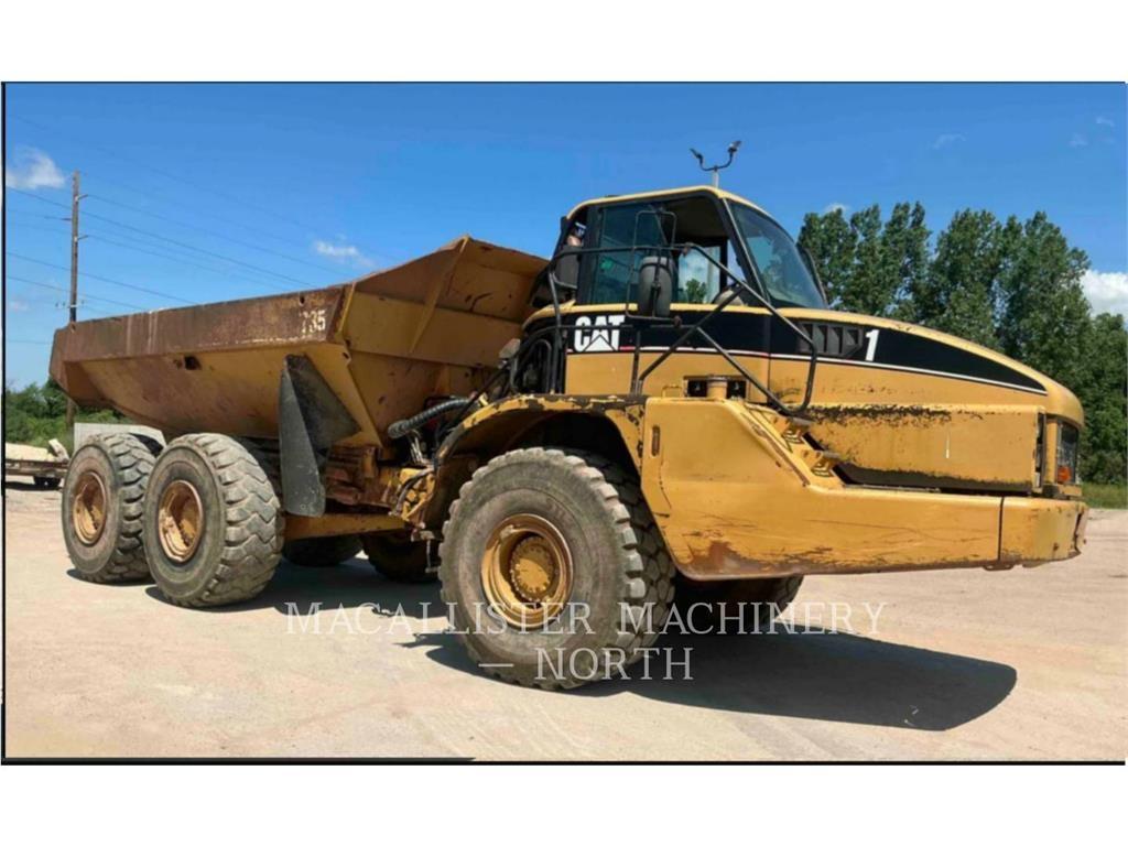 CAT 735 (OLD) Зчленовані самоскиди
