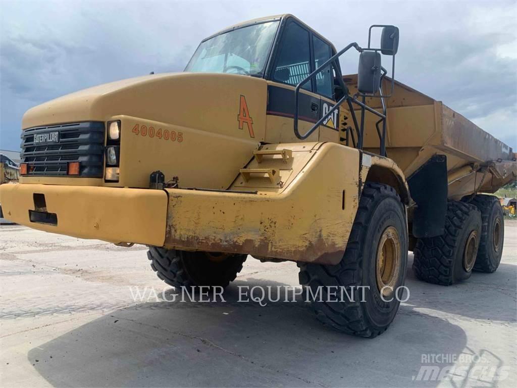 CAT 740 Зчленовані самоскиди
