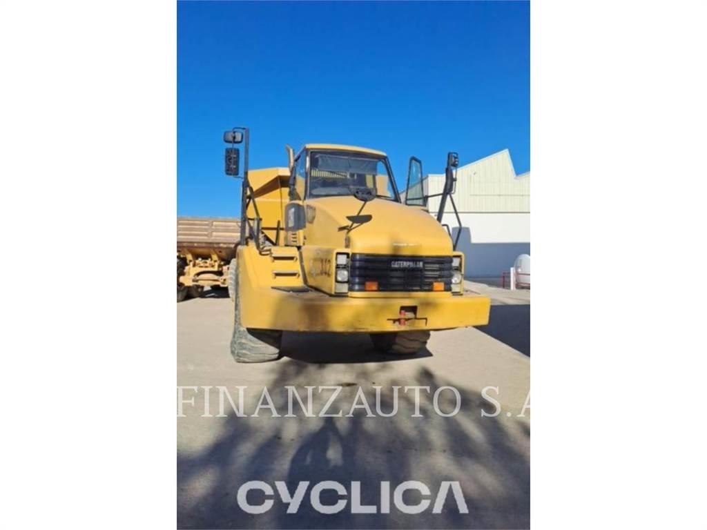 CAT 740 Зчленовані самоскиди