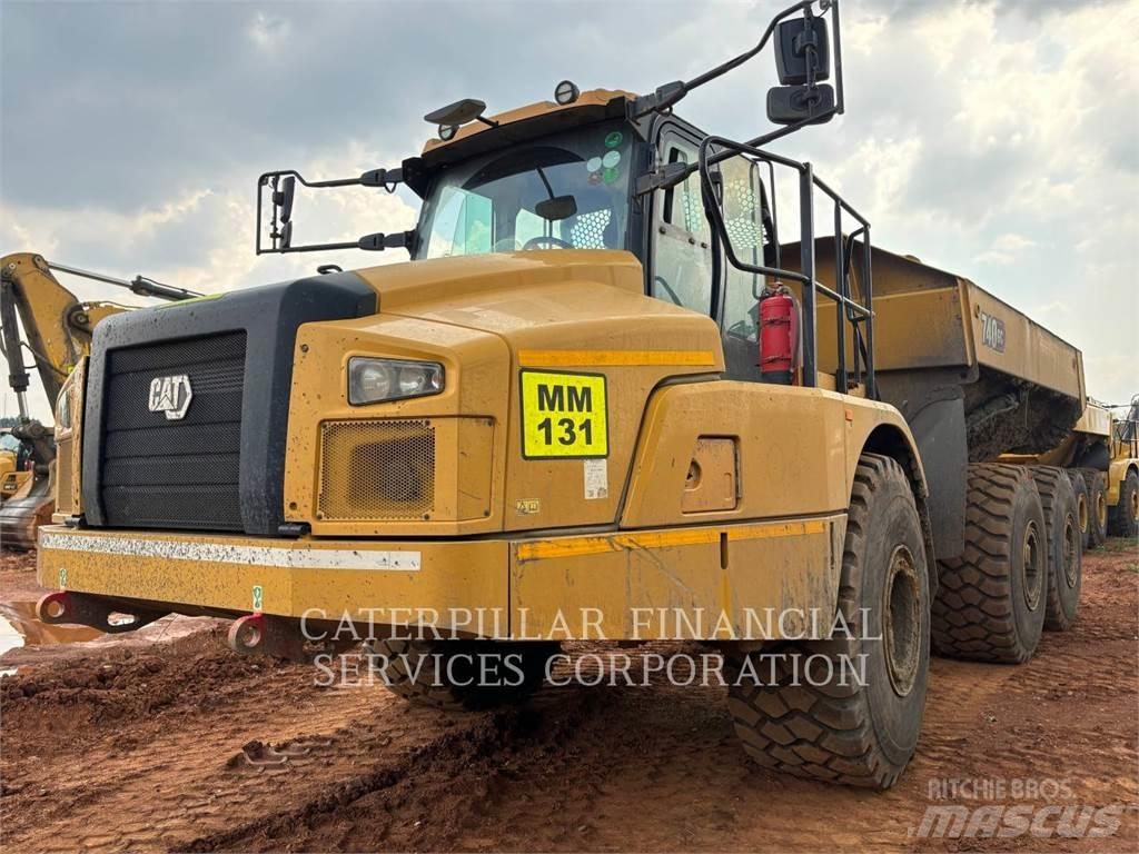 CAT 740-04GC Зчленовані самоскиди