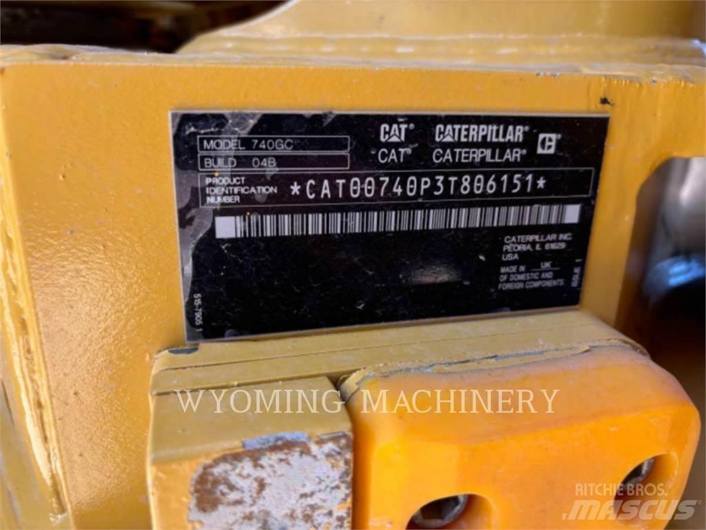 CAT 740 GC Зчленовані самоскиди