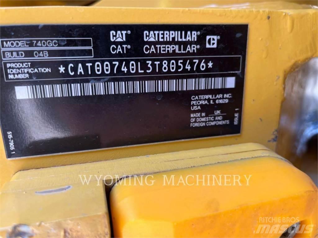 CAT 740 GC Зчленовані самоскиди