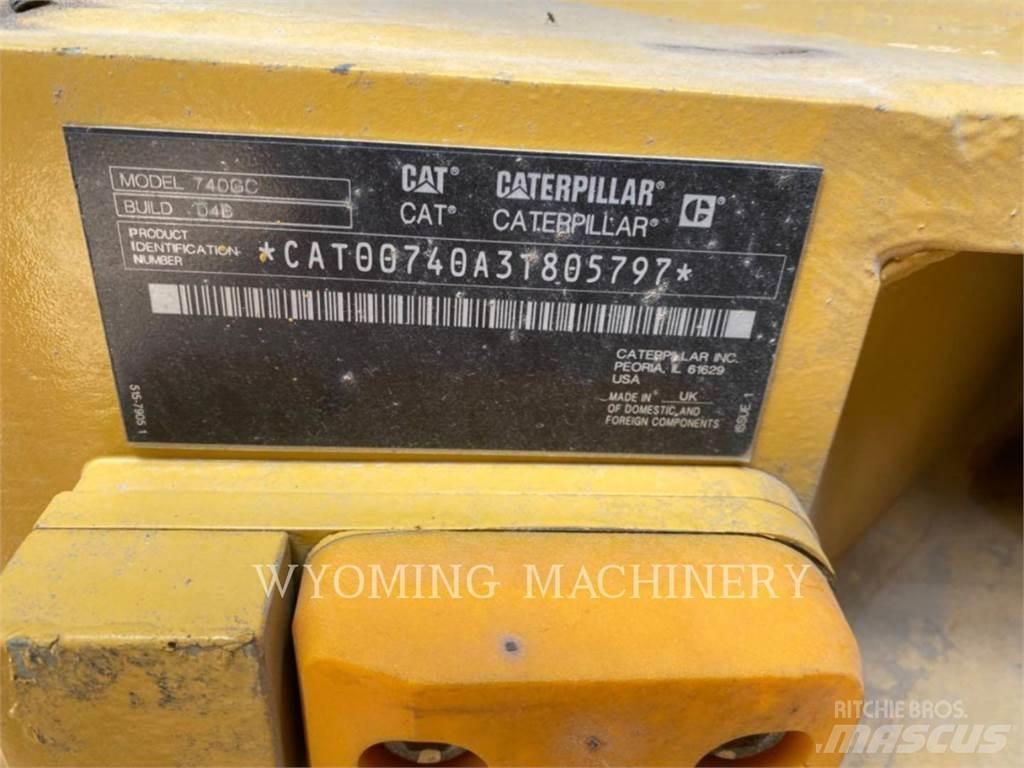 CAT 740 GC Зчленовані самоскиди