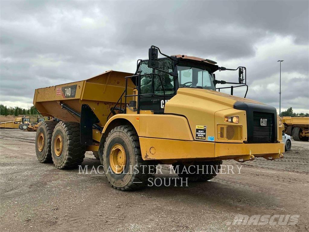 CAT 740 GC Зчленовані самоскиди