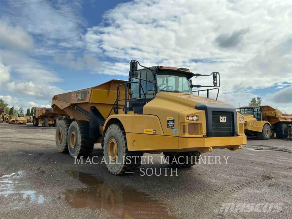 CAT 740 GC Зчленовані самоскиди