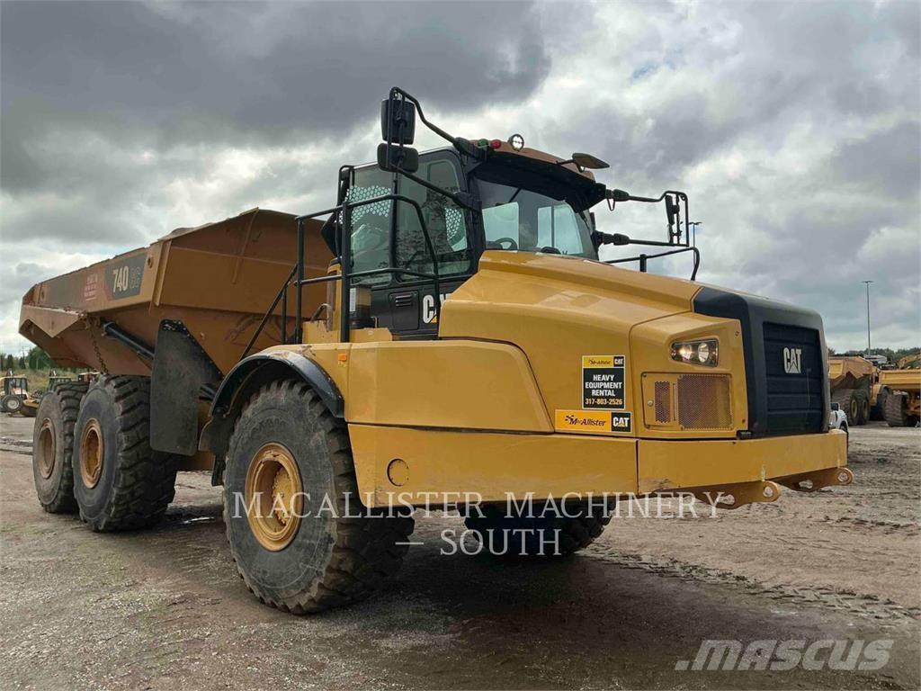 CAT 740 GC Зчленовані самоскиди