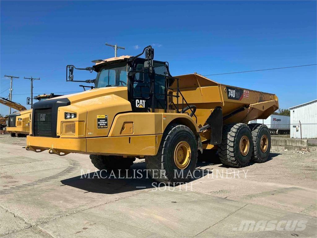 CAT 740 GC Зчленовані самоскиди