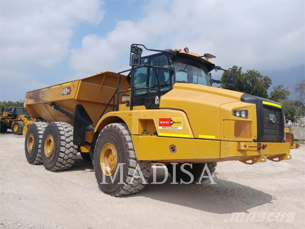 CAT 740 GC Зчленовані самоскиди