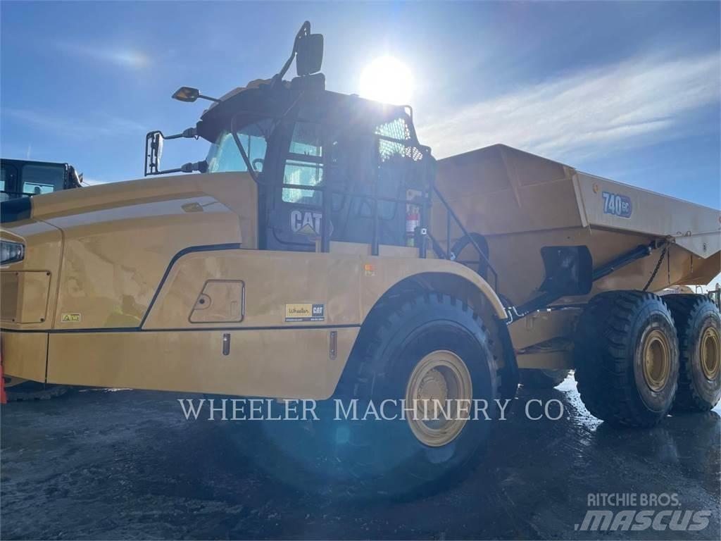 CAT 740 GC TG Зчленовані самоскиди