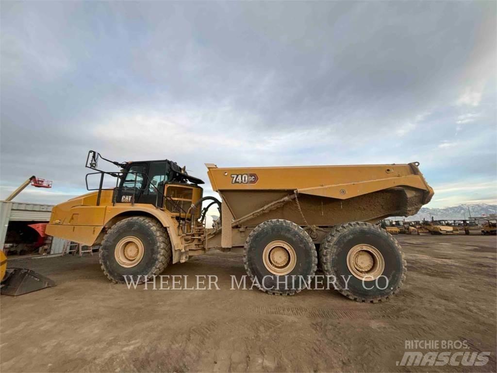 CAT 740 GC TG Зчленовані самоскиди