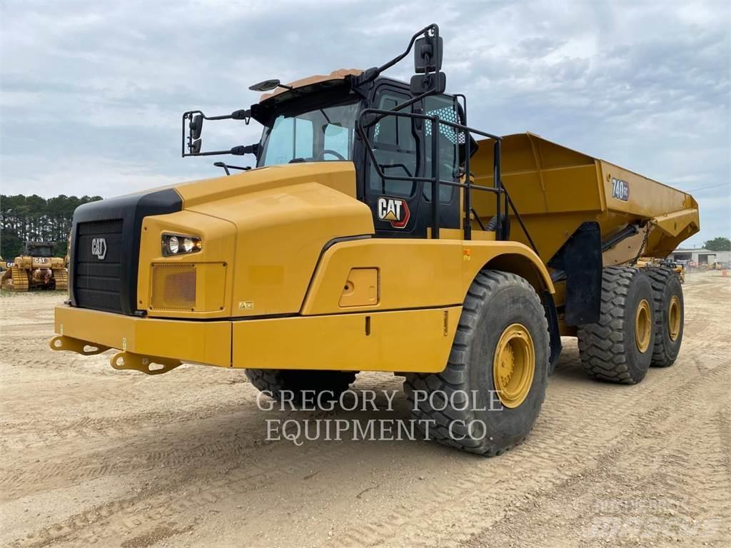 CAT 74004GC Зчленовані самоскиди